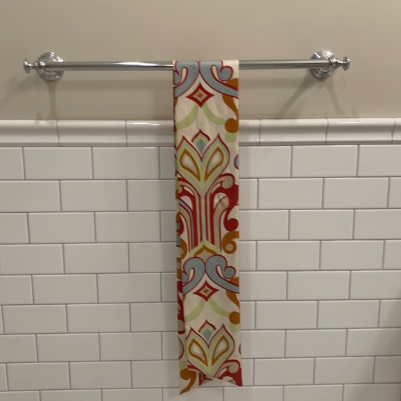 J. McLaughlin Accessories - J. McLaughlin silk scarf